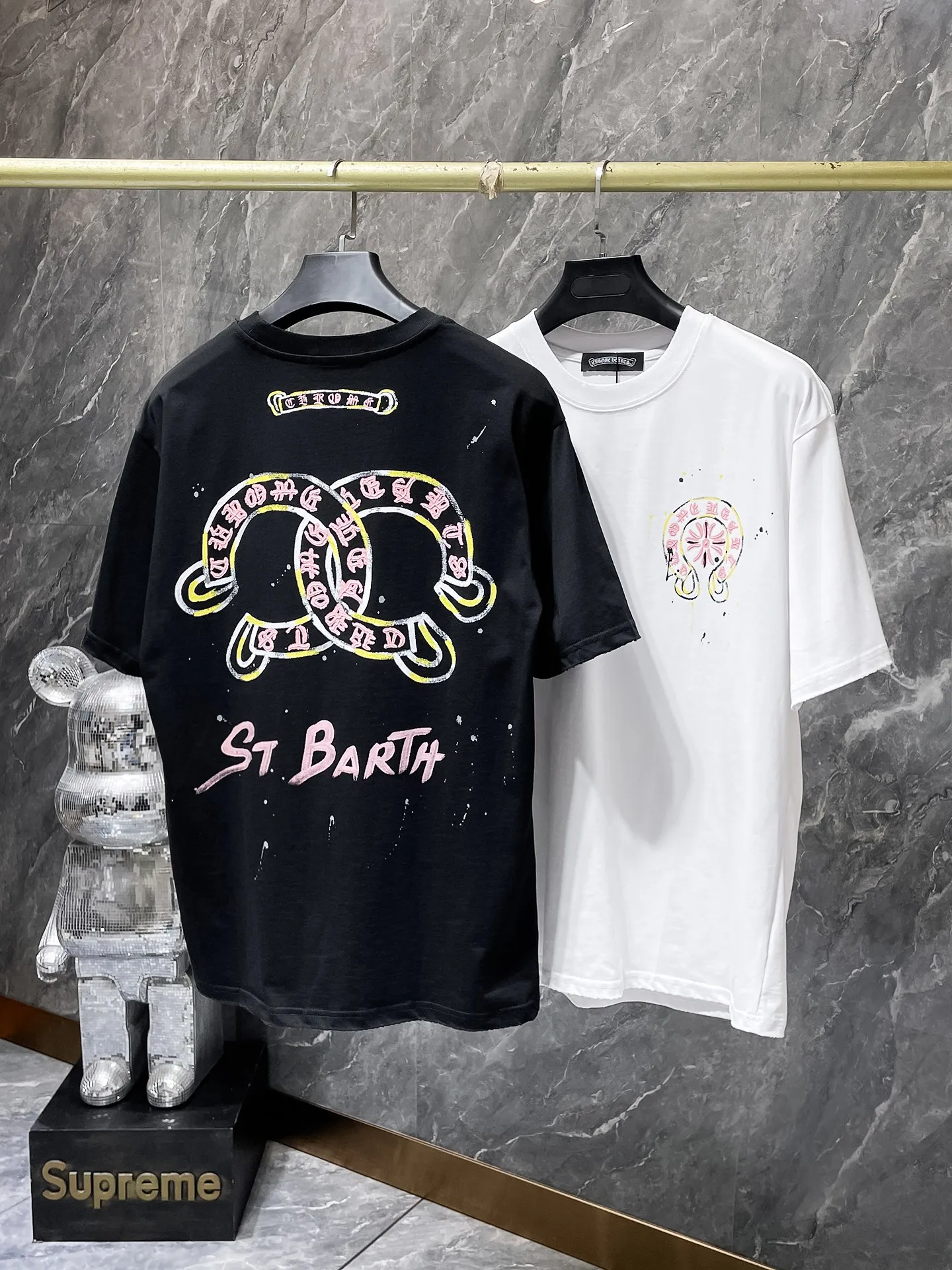 P150 new Chrome Hearts 25ss high-end version for summer! ! High-weight, environmentally friendly and high-quality top-quality fabric 280g Crow Sanskrit hand-painted scratched foam short-sleeves. Counter synchronization. 1:1 replica version. Recommended color: black white. Size: S, M, L, XL